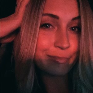 Meet your Posher, Madeleine